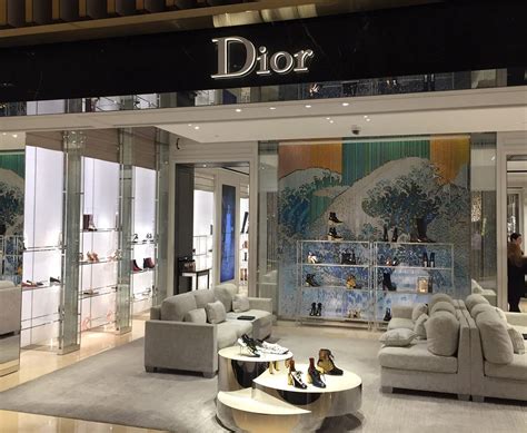 dior makeup dubai|dior dubai website.